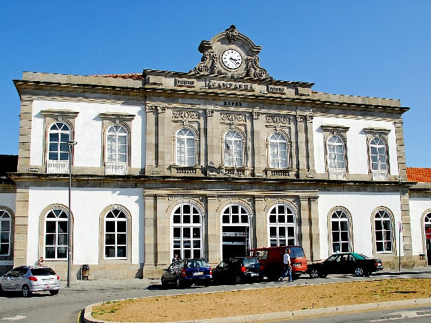 Estação de comboios de Porto Campanha
